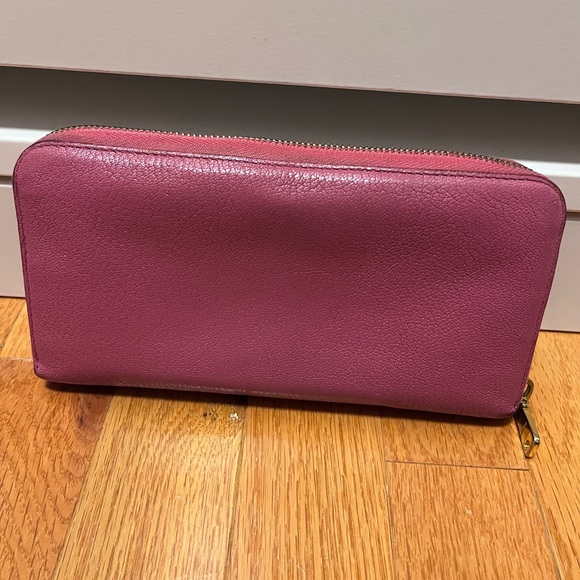 MiuMiu zip around long wallet - Picture 4 of 9